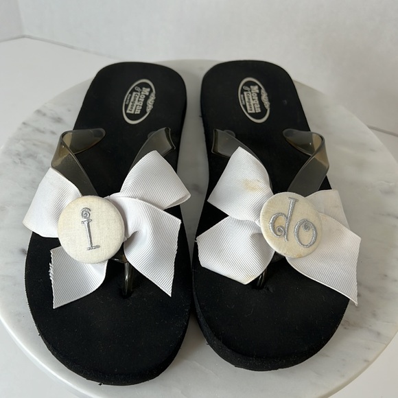 I Do Bridal Flip Flops by Morgan & Company - Picture 5 of 10